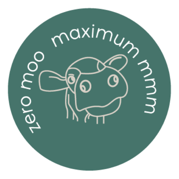 zero moo, maximum mmm sticker